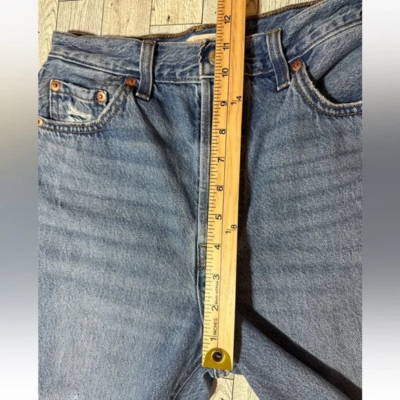 Levis Jeans Womens 26W 27L Premium Ribcage Straight Ankle Distressed Button Fly - Picture 15 of 16